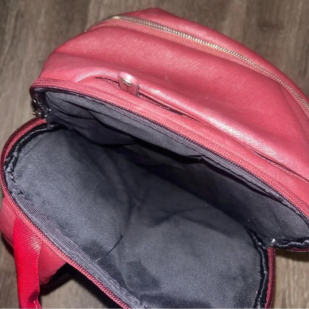 Vessel Skyline red backpack